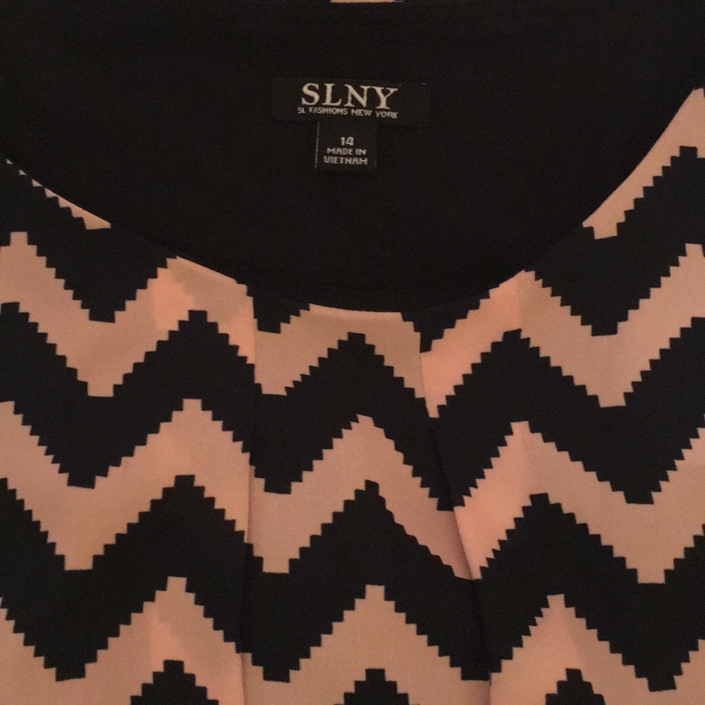 Chevron dress - Picture 3 of 4